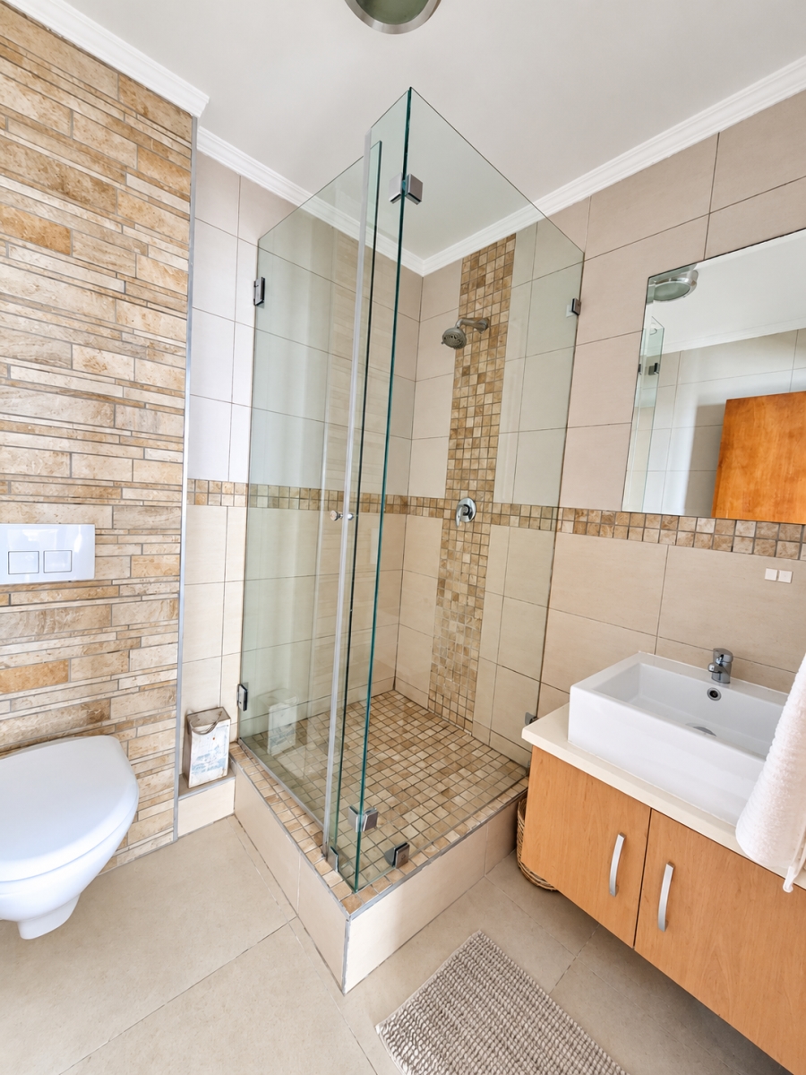 To Let 2 Bedroom Property for Rent in Table View Western Cape